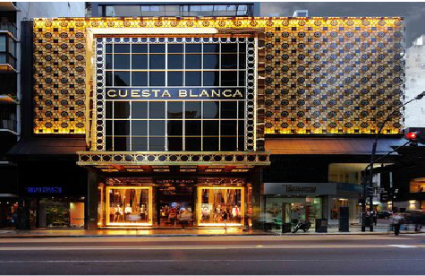  平利门头设计与商业空间的纽带。